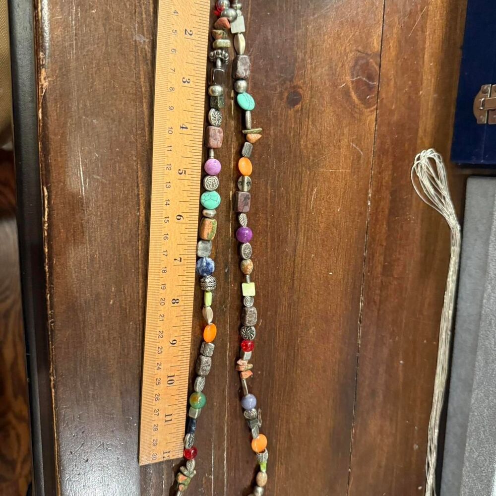 Teng Yue beaded necklace - Picture 2 of 4